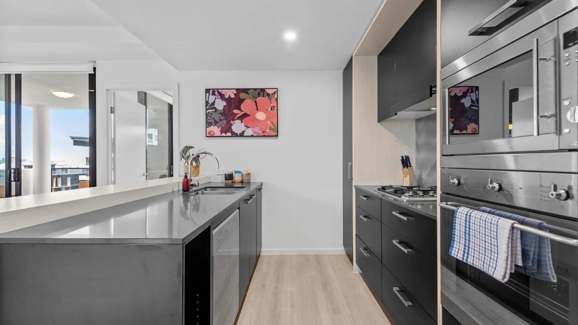 Stylish Fish Lane Apt With Roof Pool, Car Park And Gym Μπρίσμπεϊν Διαμέρισμα