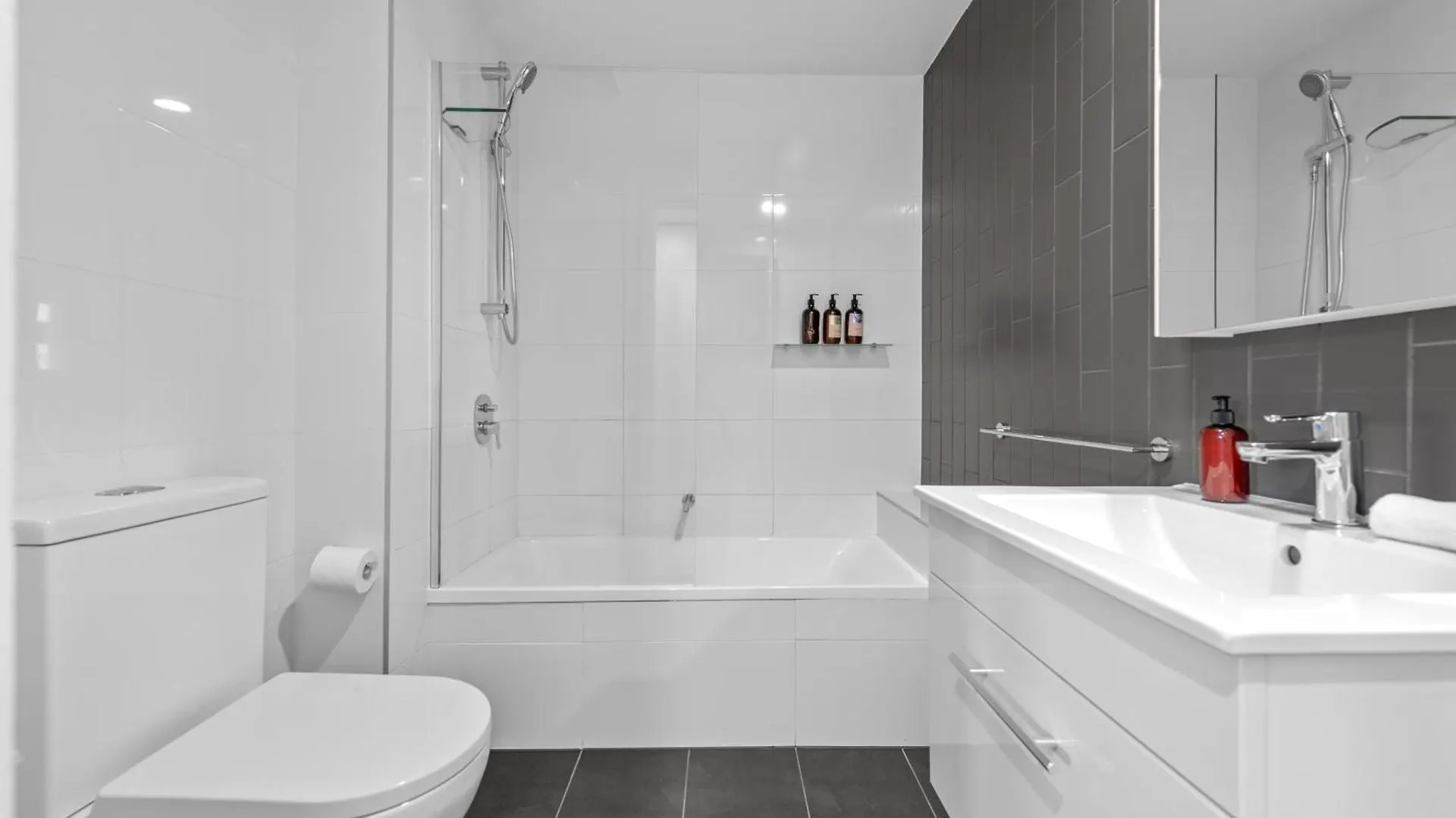 Διαμέρισμα Stylish Fish Lane Apt With Roof Pool, Car Park And Gym Μπρίσμπεϊν