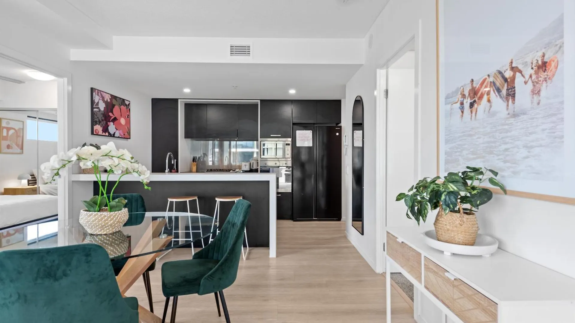 Stylish Fish Lane Apt With Roof Pool, Car Park And Gym Brisbane Australia
