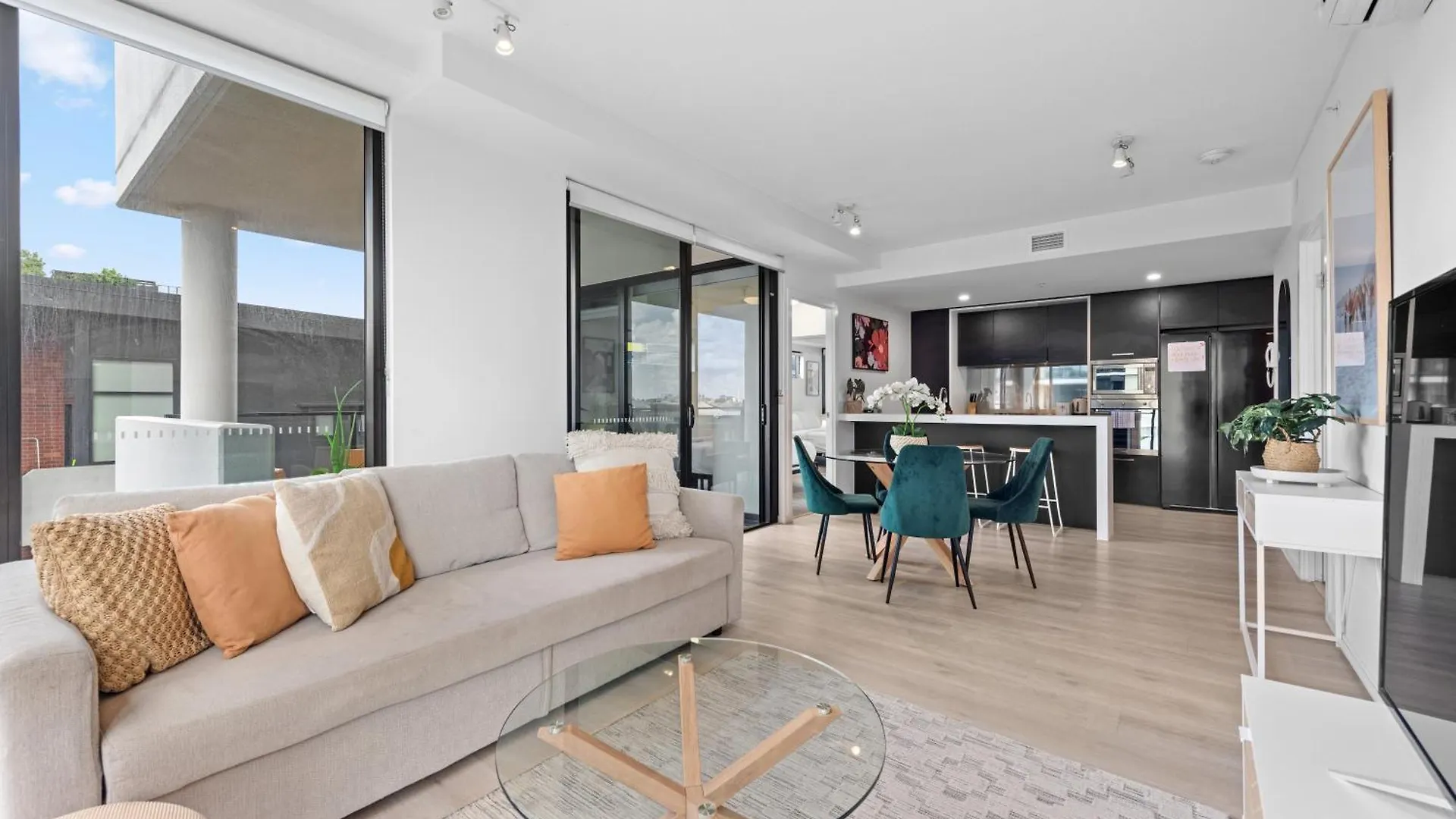 Stylish Fish Lane Apt With Roof Pool, Car Park And Gym Brisbane 0*,  Australia